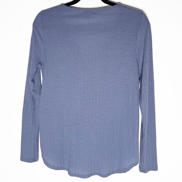 White Willow Womens Long Sleeve Textured Button Front Top Faux Wrap Caspian Blue - Picture 3 of 7